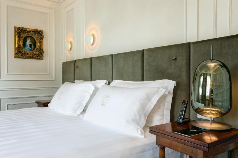 Junior Suite image 2