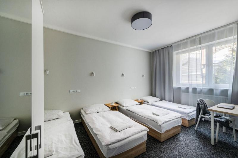 Quadruple Room with Bathroom image 1