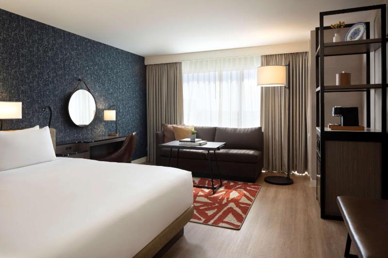 King Room image 1