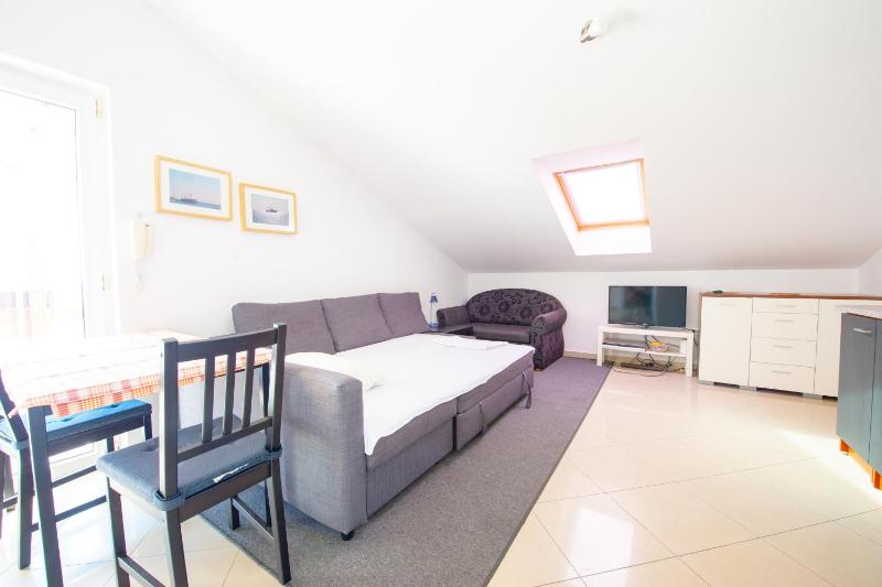 Apartment Margareta - image 12