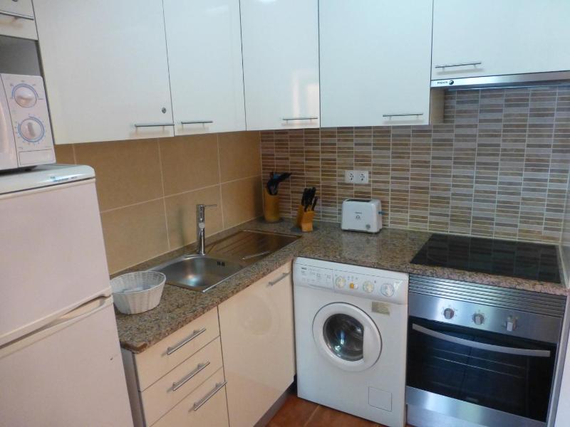 Studio Apartment image 2
