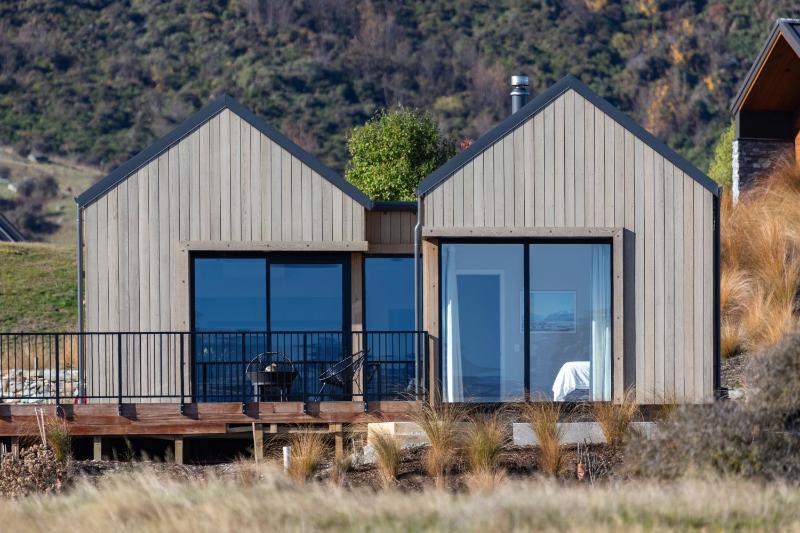 Executive Elevation - Jacks Point Holiday Home Images