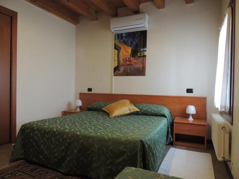 Superior Double Room image 2