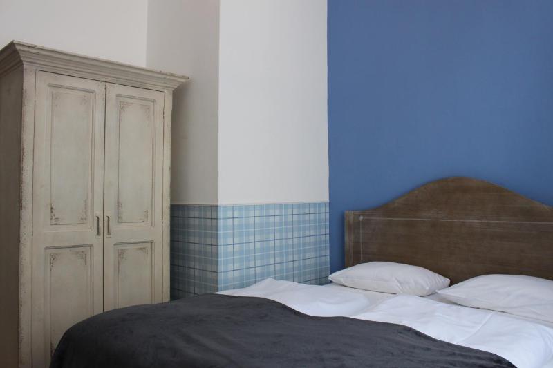 Small Double Room image 1