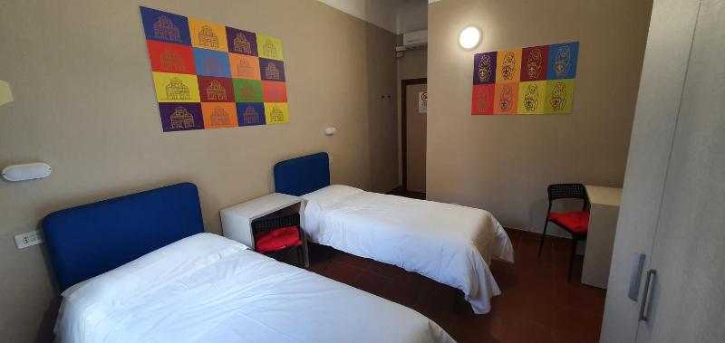 Double Room / Twin Room image 4