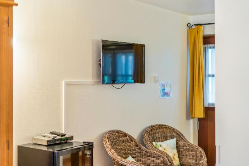 Double Room image 4