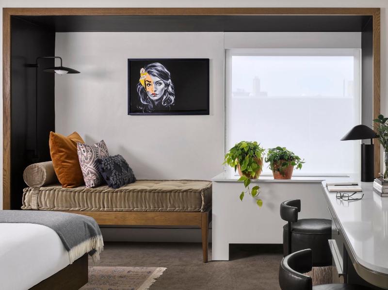 Premium Room image 4