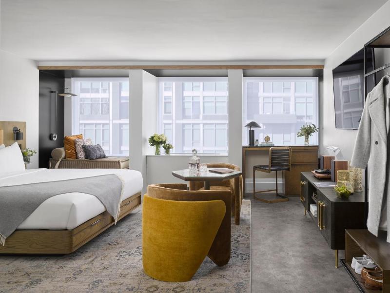 Premium Room image 3
