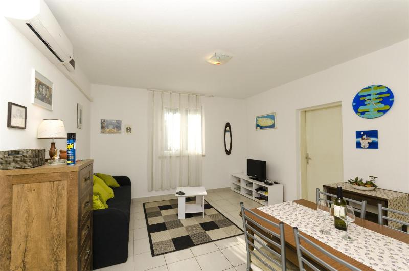 House Bojan - image 28