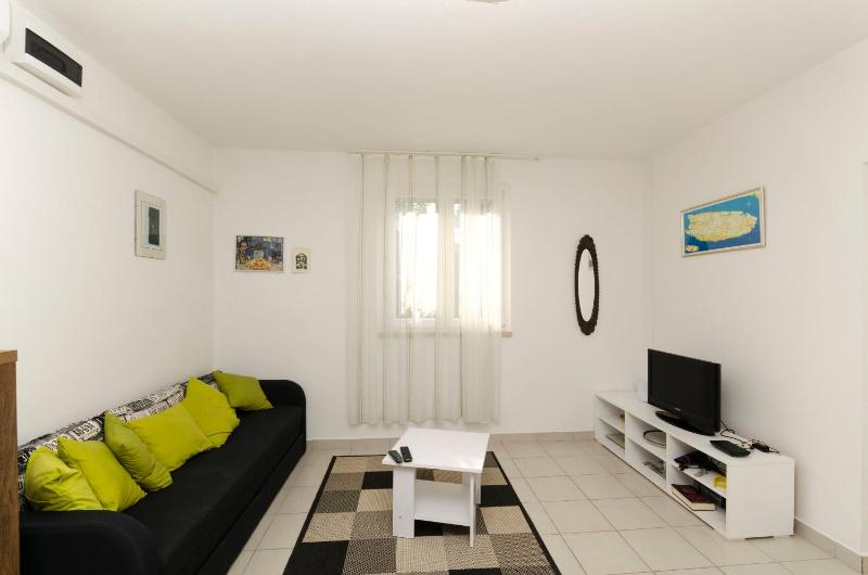 House Bojan - image 44