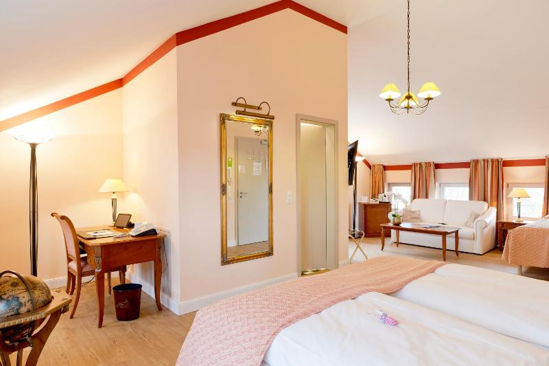 Triple Room image 3