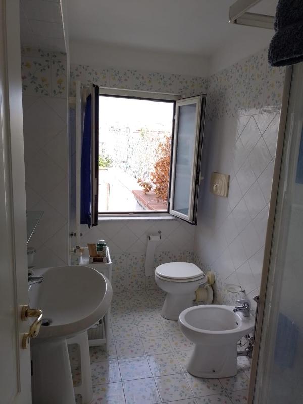 Uno sguardo sui tetti - image 15