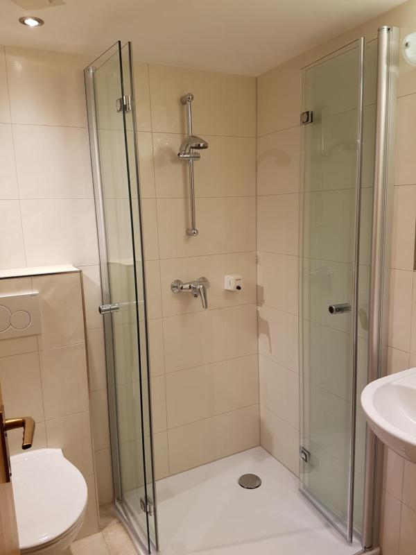 Double or Twin Room image 2