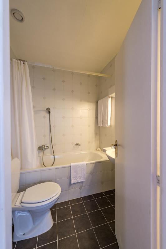 Superior Single Room image 2