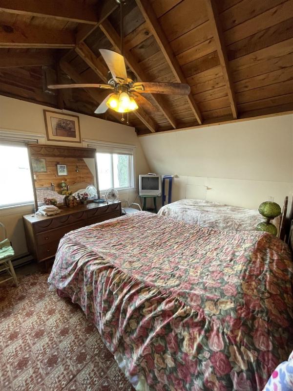 Four-Bedroom Holiday Home image 4