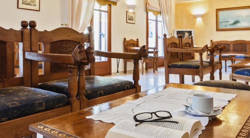Aeolos Hotel - image 9