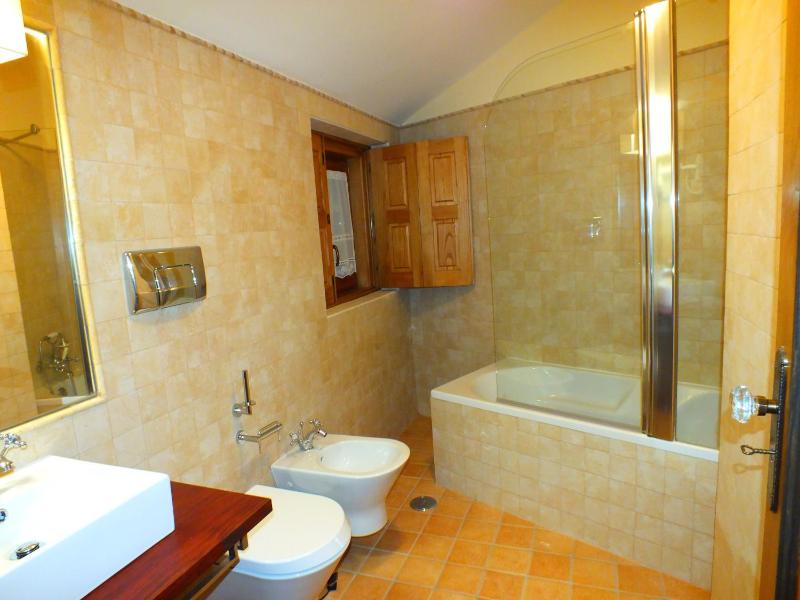 Double Room with Mountain View image 2