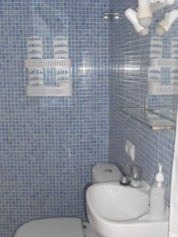 Single Room with Private Bathroom image 4