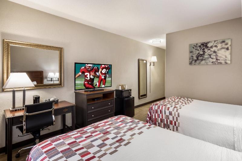 Deluxe Room with Two Double Beds Non-Smoking image 4