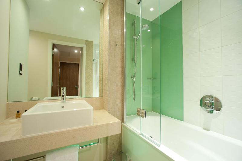 Standard Room image 3