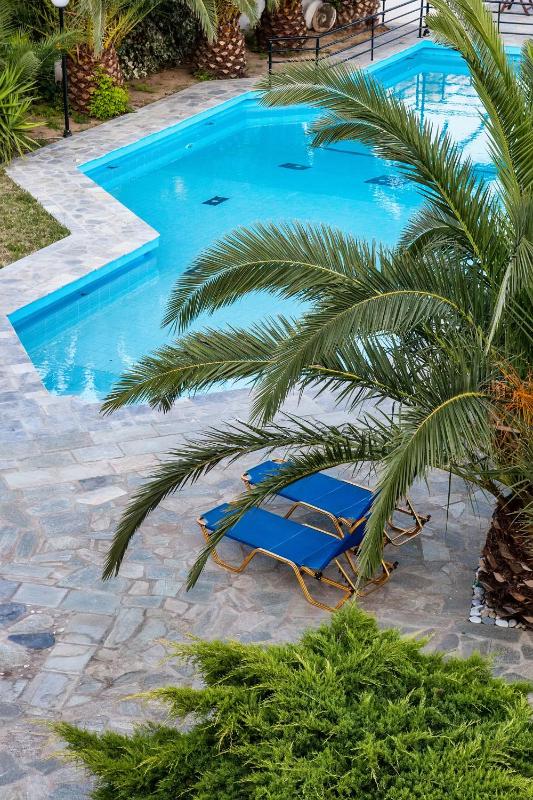 Stafylos Suites & Boutique hotel - image 17