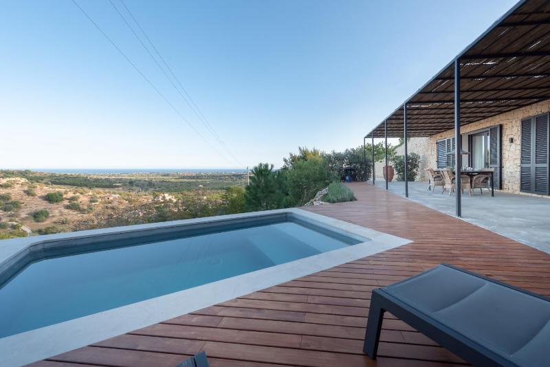 Villa Vogue Retreat - IsulaTravel - image 11