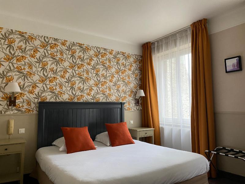 Superior Double Room image 3