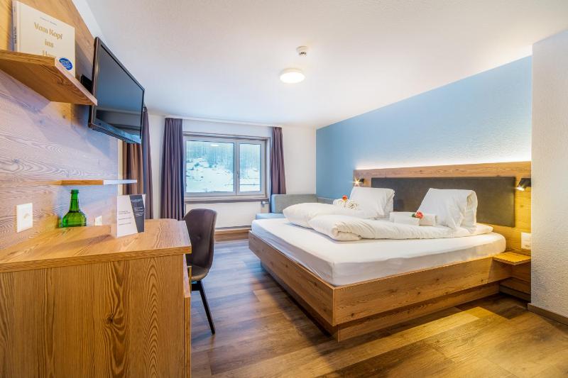 Superior Double Room image 1