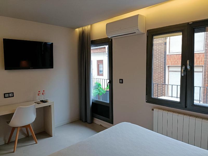 Double Room with Terrace image 1
