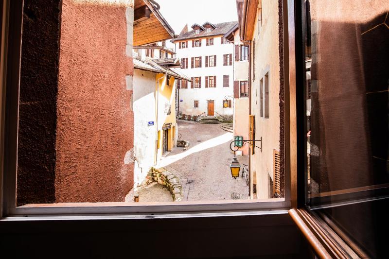 Night Desires vieille ville Annecy charmant - image 18