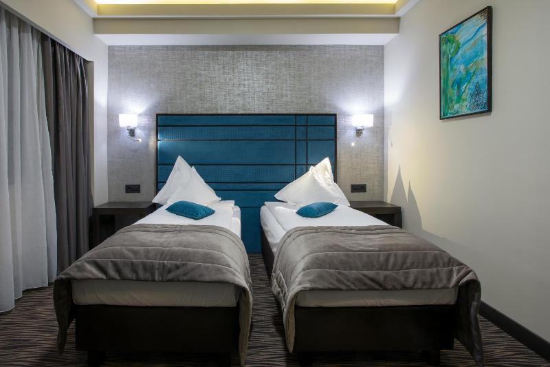 Old Town Hotel - image 39