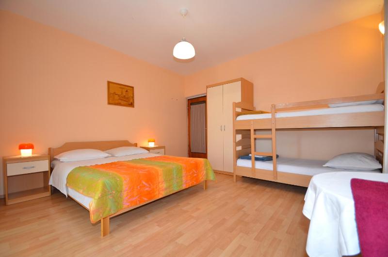 Apartment with Sea View image 3