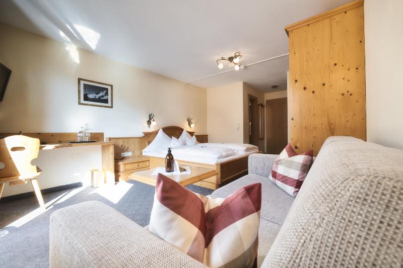 Comfort Double Room image 1
