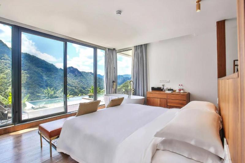 Purespace --2nights 1pick-up&trip tickets&5min to park gate - image 38