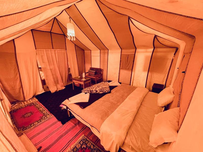Glamorous Luxury Camp - image 27