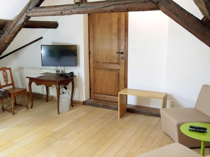 Quadruple Room with Bath image 2