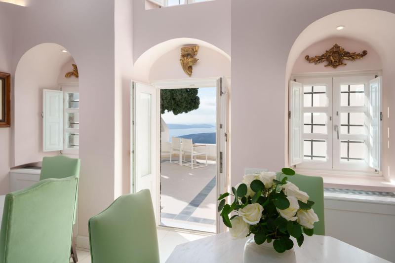 House of Portraits image 2