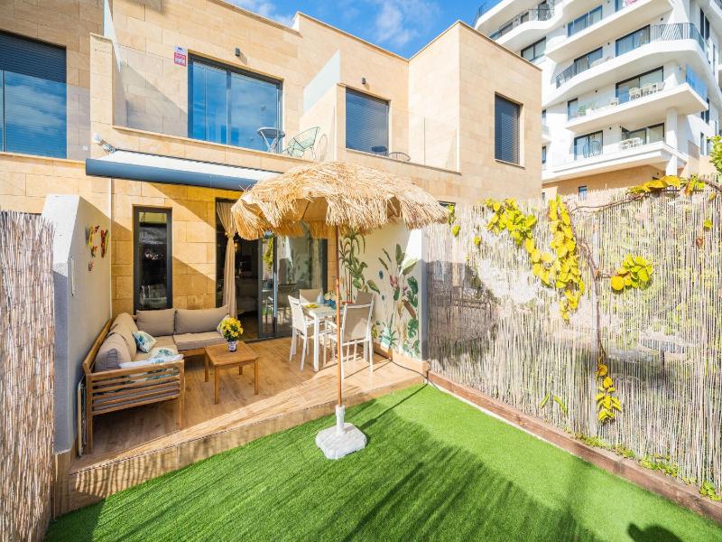 Beautiful holiday home in Villajoyosa with shared sauna - image 20