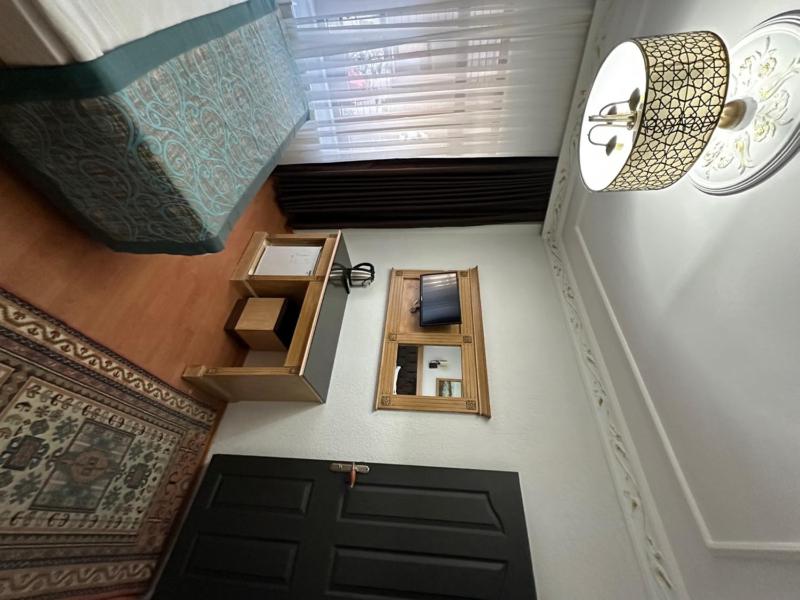 Standard Double Room image 4