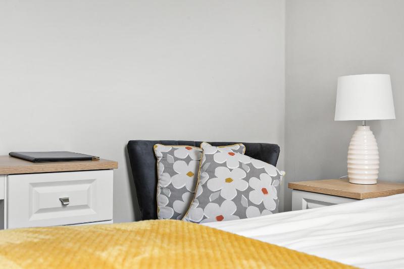 Double Room image 2