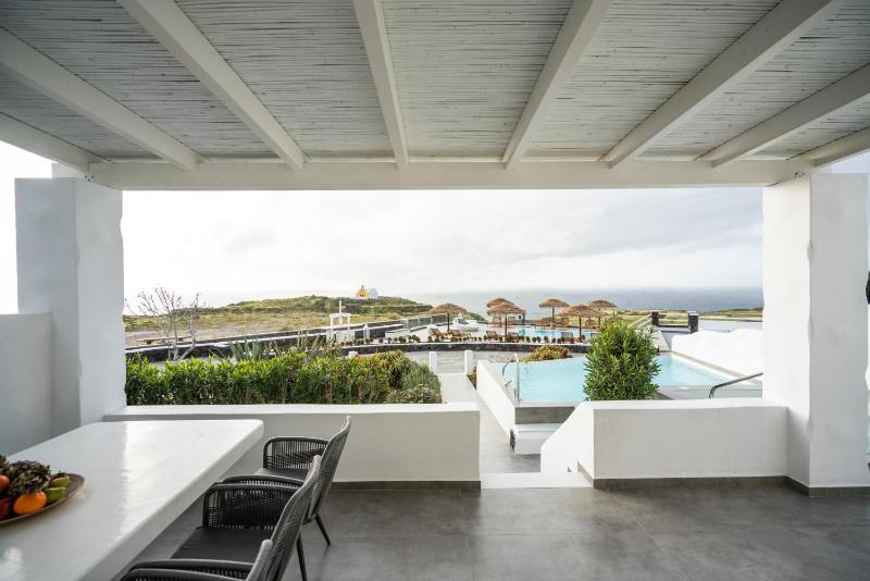 Diamond 4 Bedroom Sunset & Sea View Villa with Private Pool & Hot Tub image 3
