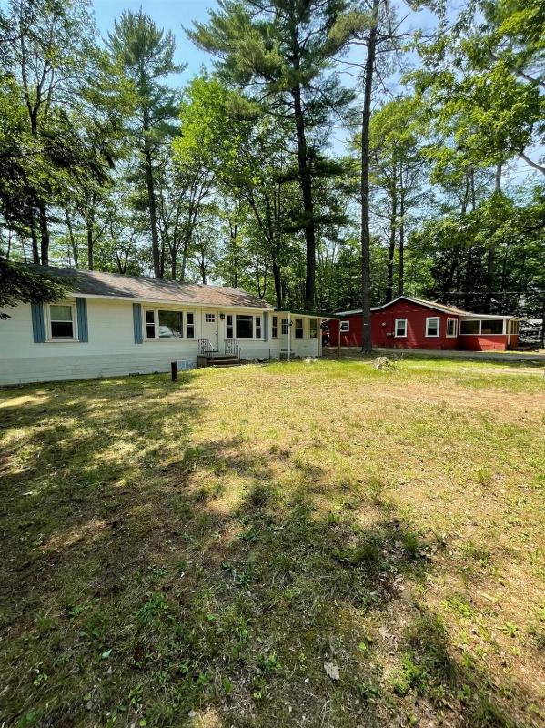 Three-Bedroom House image 2
