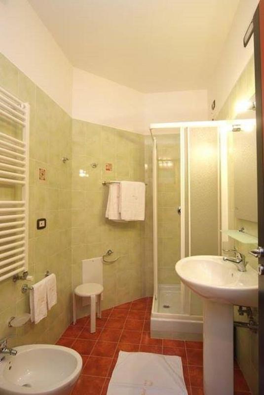 Superior Single Room image 2