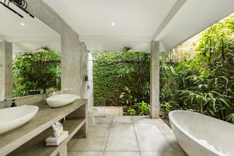 Esha Villa Drupadi Seminyak - image 12