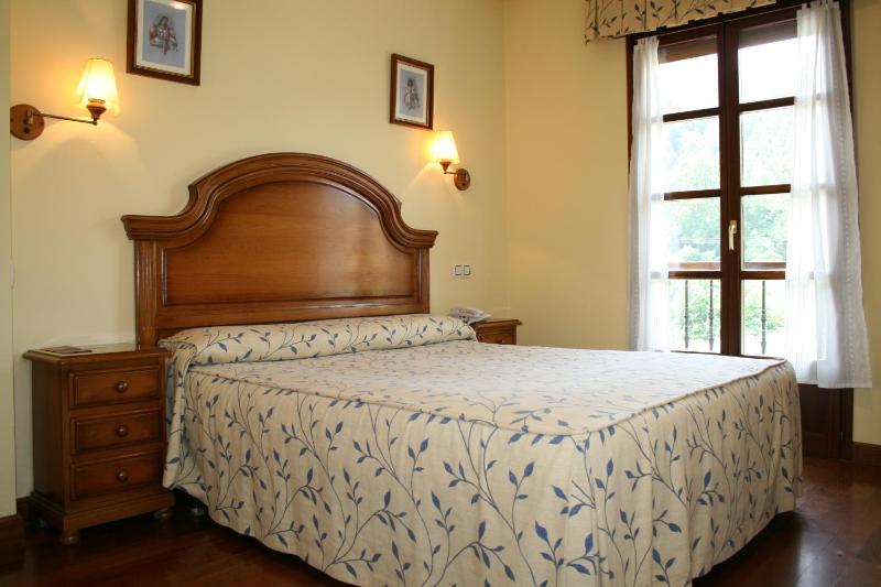 Single Room image 2