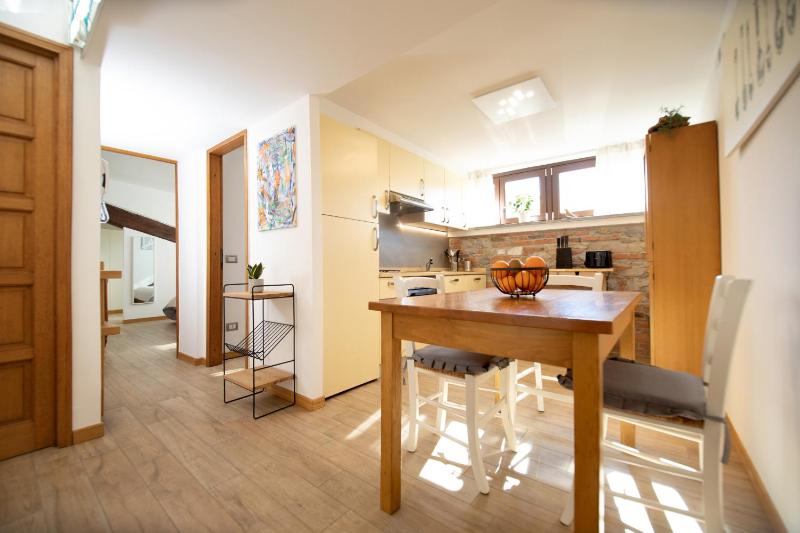 Rooftop Delight with Terrace - image 48
