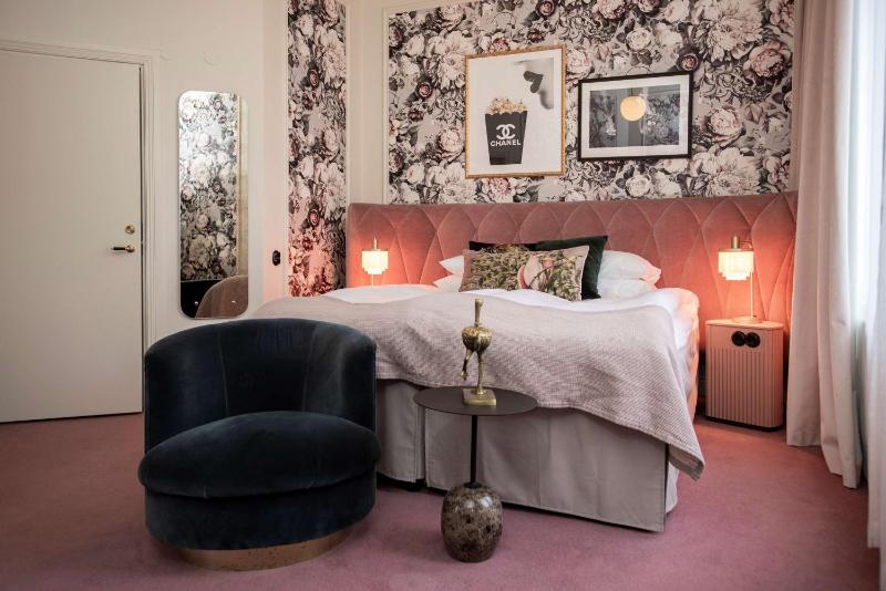 Deluxe Room image 1