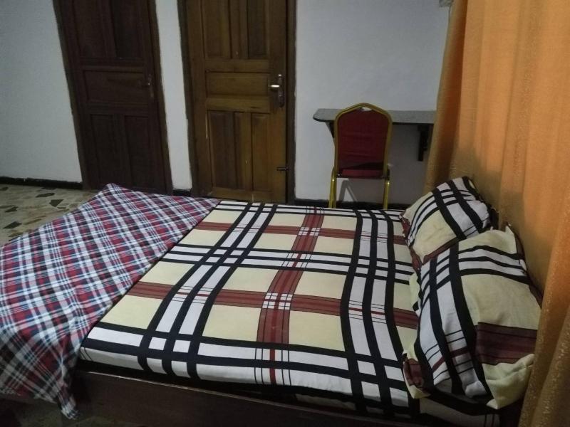 Unrivaled comfort at Vals Residence with king-sized bed - image 4