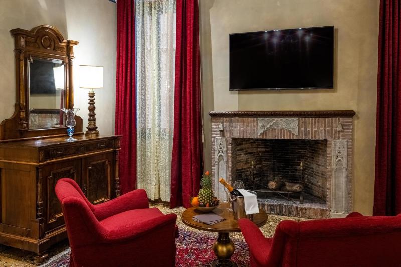 Junior Suite image 4