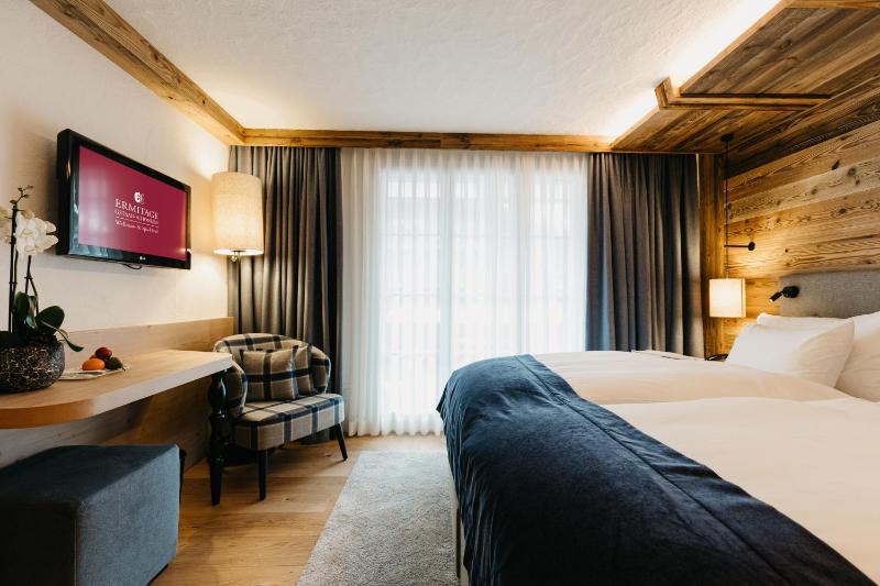 Standard Double Room image 4